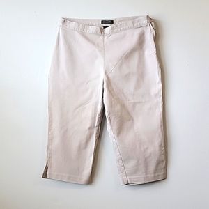 High Waist Skimmer Capri Pants NY&CO Vintage